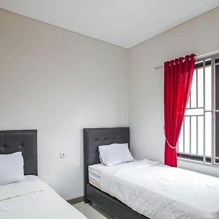 Capital O 93589 Hotel Wongso Syariah Pangkal Pinang Buitenkant foto